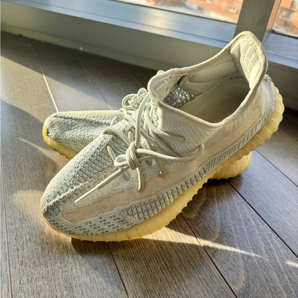 Adidas Yeezy 350 v2 - Blue Tints - Picture 5 of 5